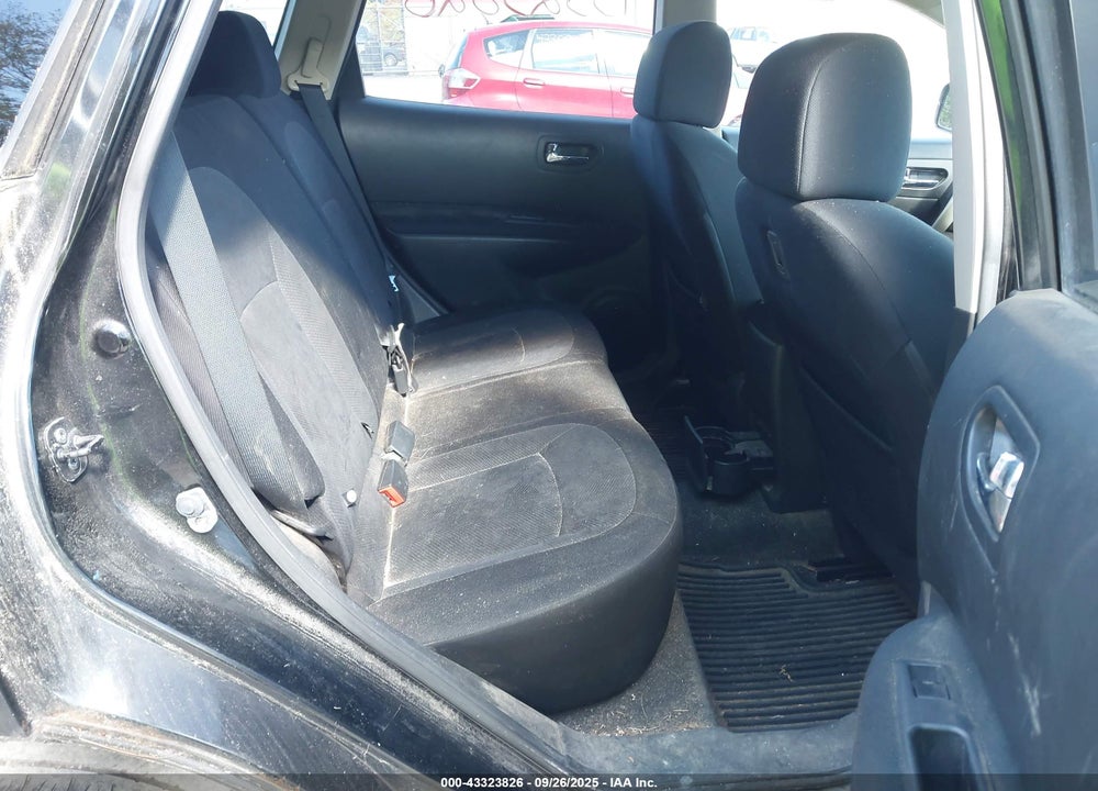 2013 NISSAN ROGUE S VIN: JN8AS5MV8DW617008
