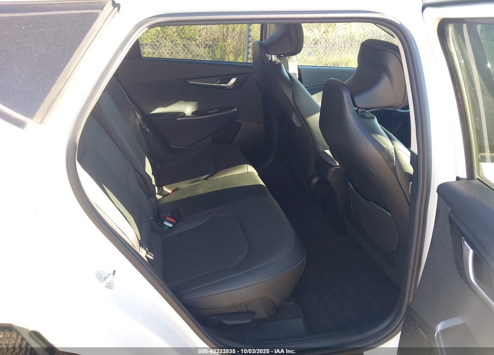 2024 KIA EV6 VIN: KNDC3DLC2R5619510