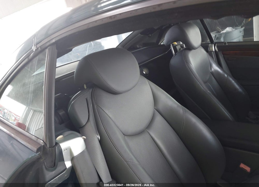 2004 MERCEDES-BENZ SL 500 VIN: WDBSK75F54F070555