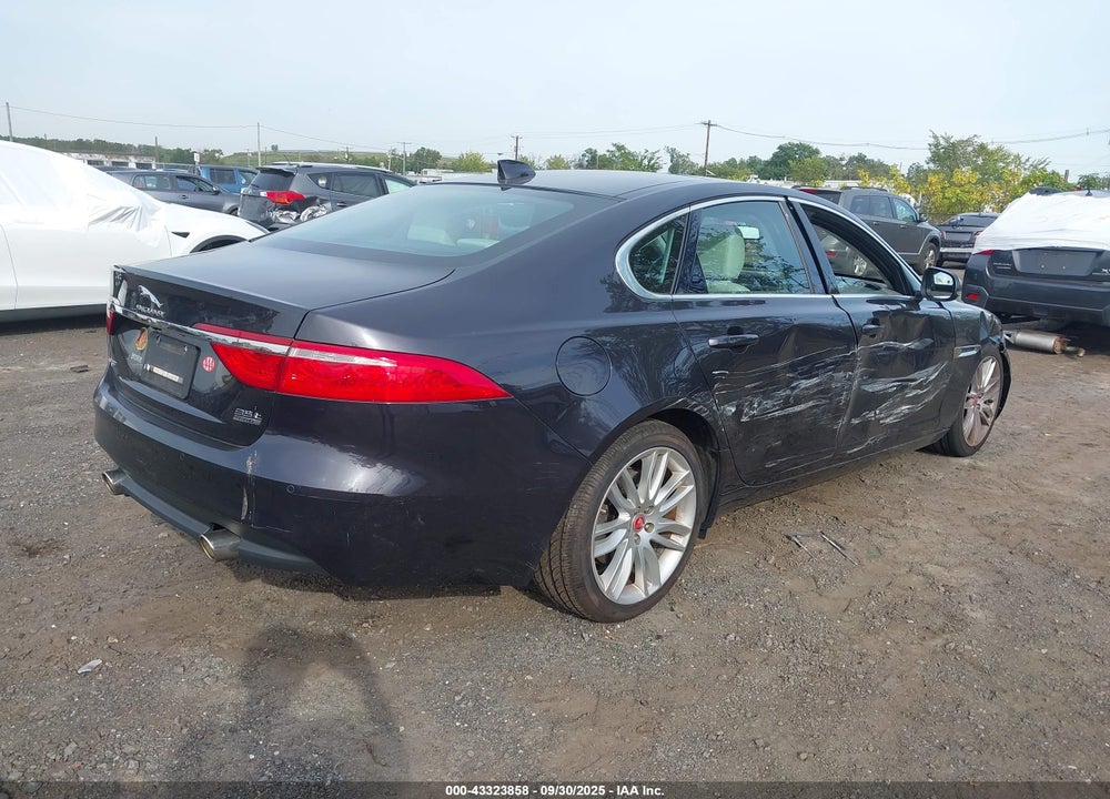 2017 JAGUAR XF 35T PRESTIGE VIN: SAJBK4BV9HCY34783