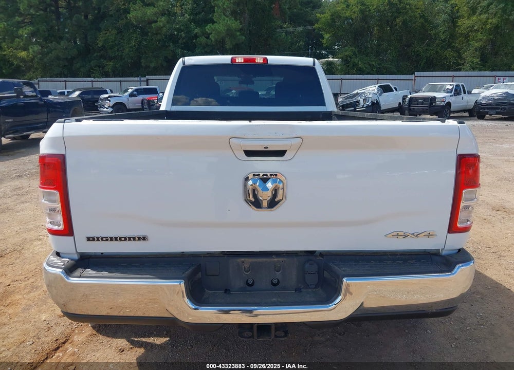 2022 RAM 3500 BIG HORN  4X4 8' BOX VIN: 3C63RRHL3NG302852