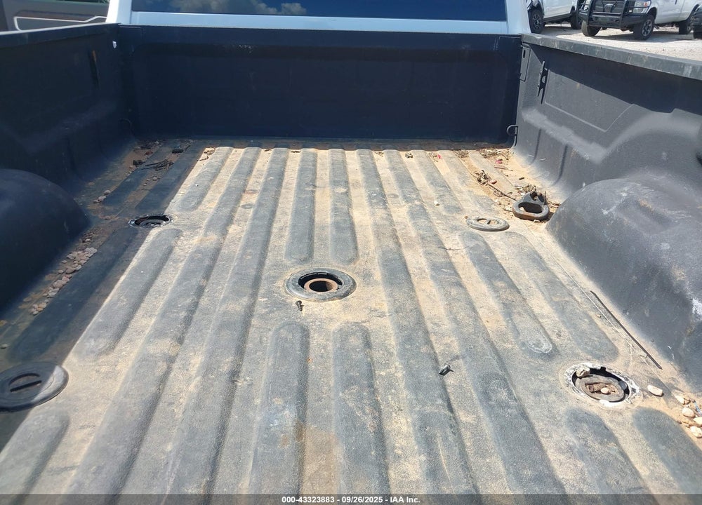 2022 RAM 3500 BIG HORN  4X4 8' BOX VIN: 3C63RRHL3NG302852