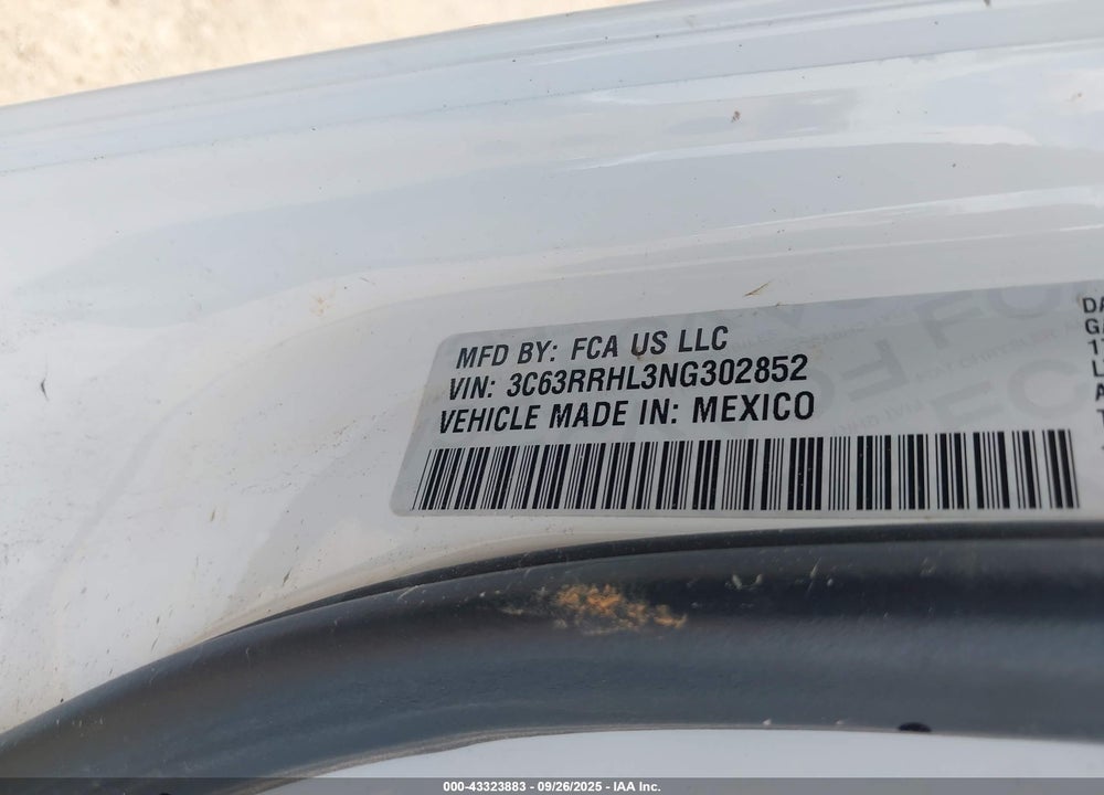 2022 RAM 3500 BIG HORN  4X4 8' BOX VIN: 3C63RRHL3NG302852