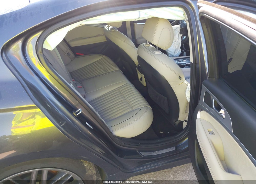 2019 GENESIS G70 VIN: KMTG34LA2KU018353