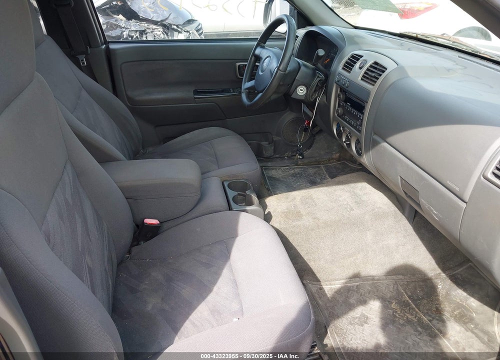 2005 CHEVROLET COLORADO LS VIN: 1GCDT136058162766