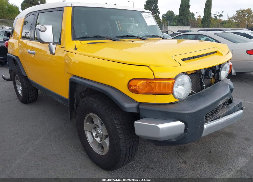 2008 TOYOTA FJ CRUISER VIN: JTEBU11F38K023791