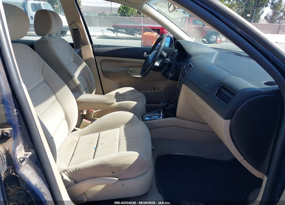 2001 VOLKSWAGEN JETTA GLS VIN: 3VWSS29M41M022423