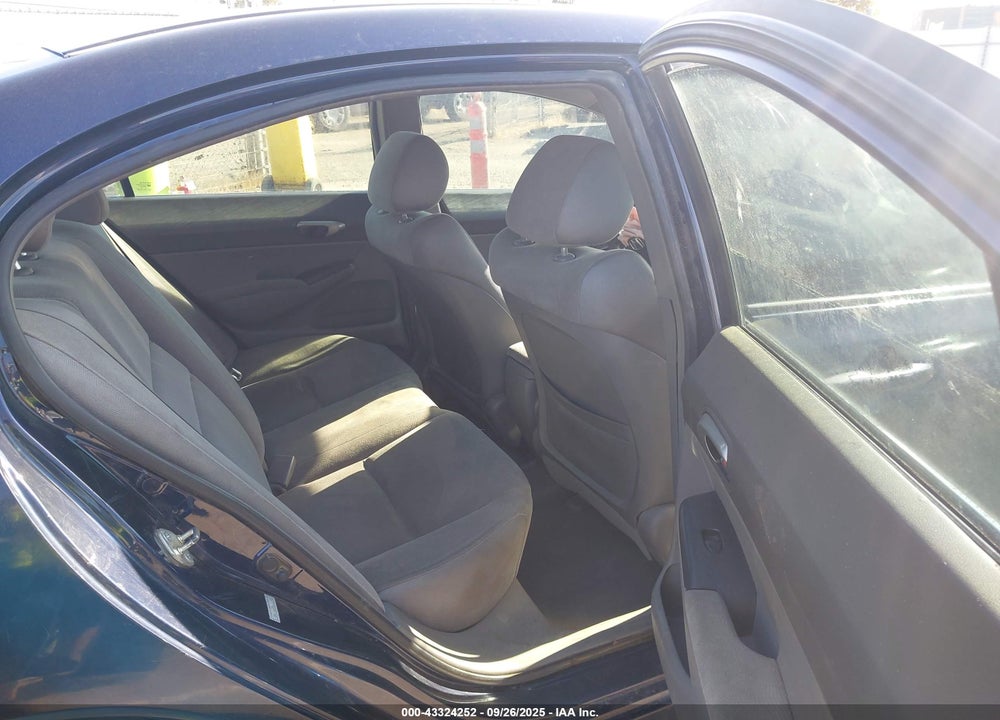 2006 HONDA CIVIC LX VIN: 1HGFA16576L107443