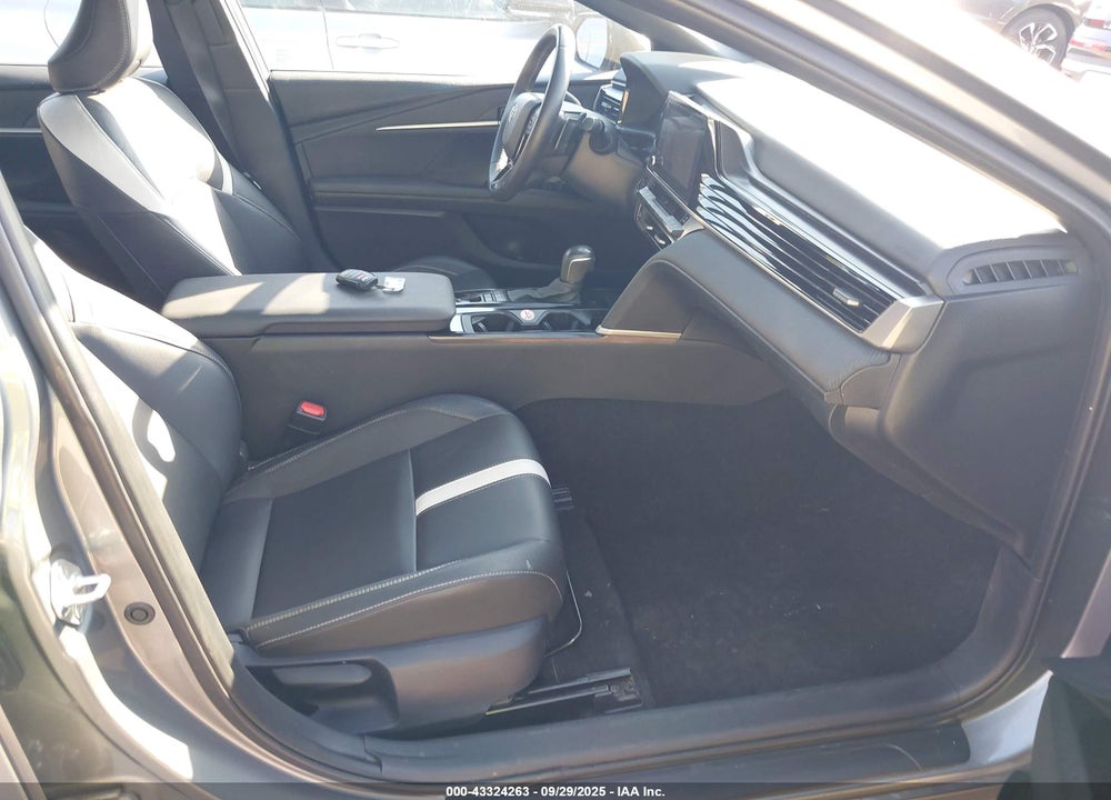 2025 TOYOTA CAMRY SE VIN: 4T1DAACK8SU526708