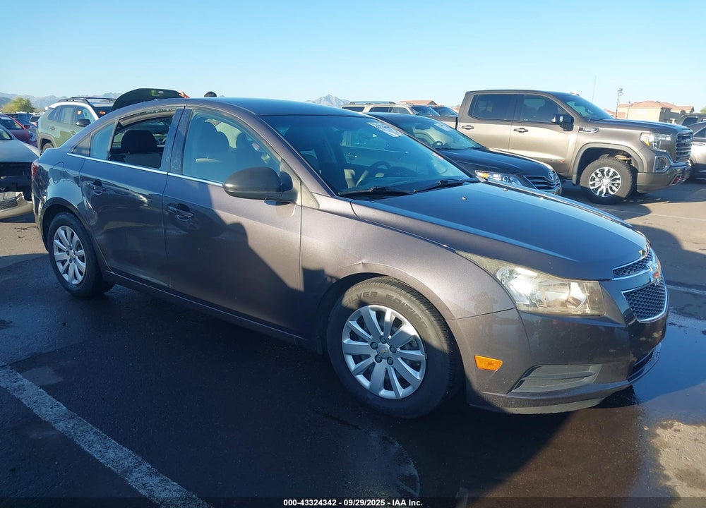 2011 CHEVROLET CRUZE LS VIN: 1G1PC5SH6B7198530