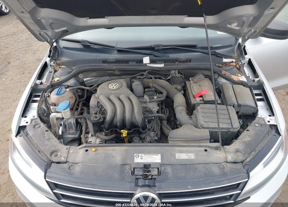 2015 VOLKSWAGEN JETTA 2.0L S VIN: 3VW2K7AJ2FM297990