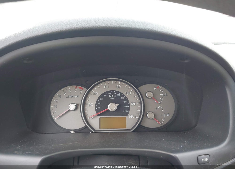 2007 KIA RONDO VIN: KNAFG525877087124