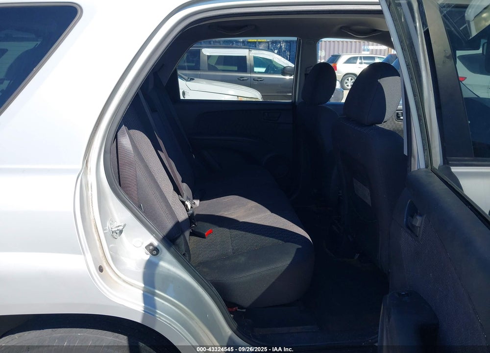 2008 KIA SPORTAGE LX VIN: KNDJF724787529685