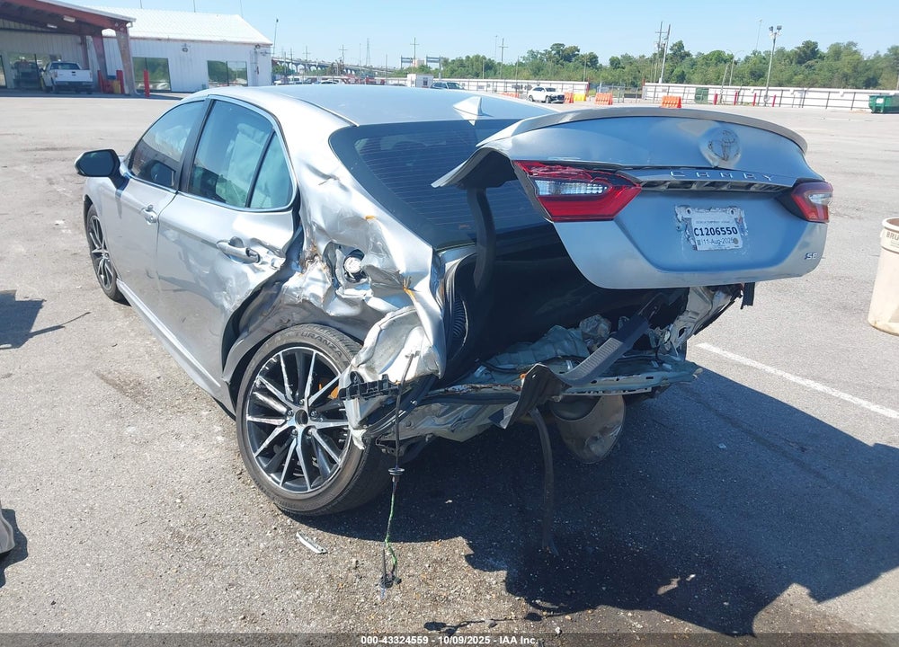 2021 TOYOTA CAMRY VIN: 4T1G11AK2MU489318
