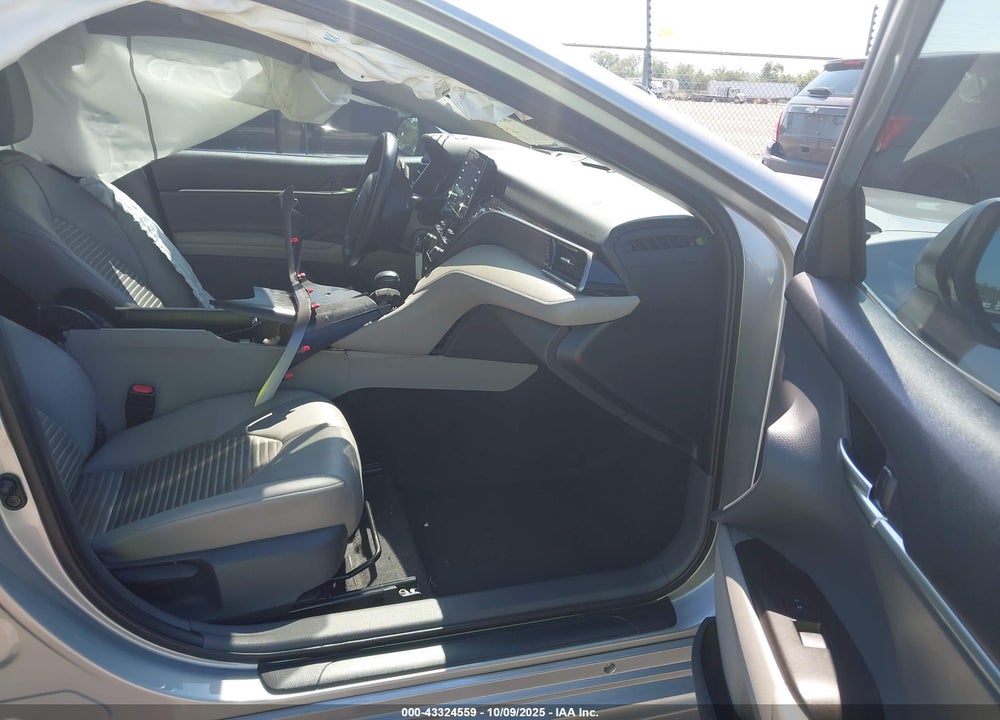 2021 TOYOTA CAMRY VIN: 4T1G11AK2MU489318
