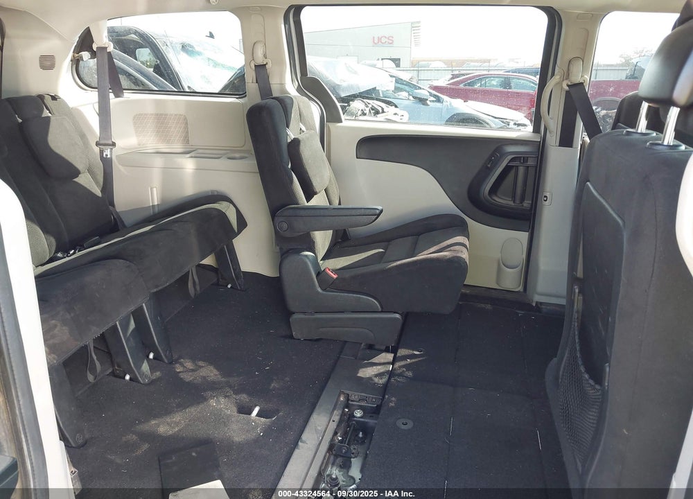 2015 DODGE GRAND CARAVAN SXT VIN: 2C4RDGCG0FR550486