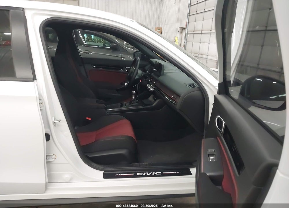2025 HONDA CIVIC VIN: 2HGFE1E54SH470635