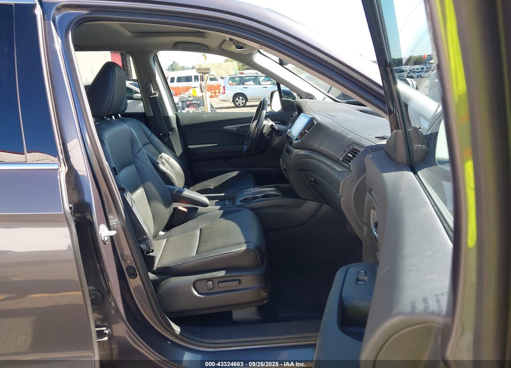 2022 HONDA RIDGELINE RTL-E VIN: 5FPYK3F74NB026250