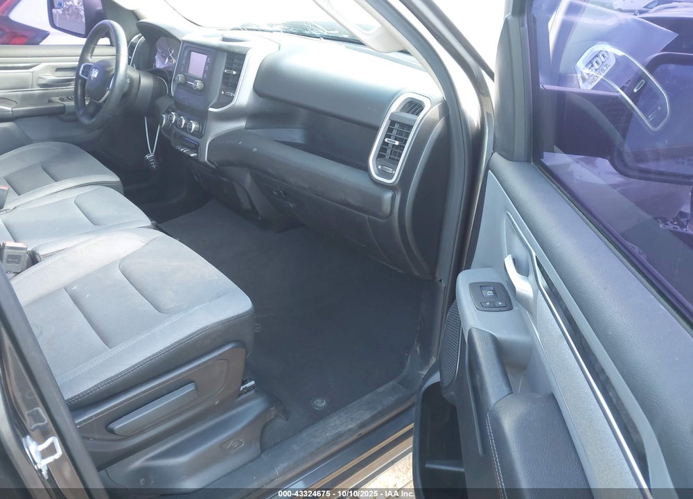 2019 RAM 1500 BIG HORN/LONE STAR 4X2 5'7 BOX VIN: 1C6RREFT1KN635561