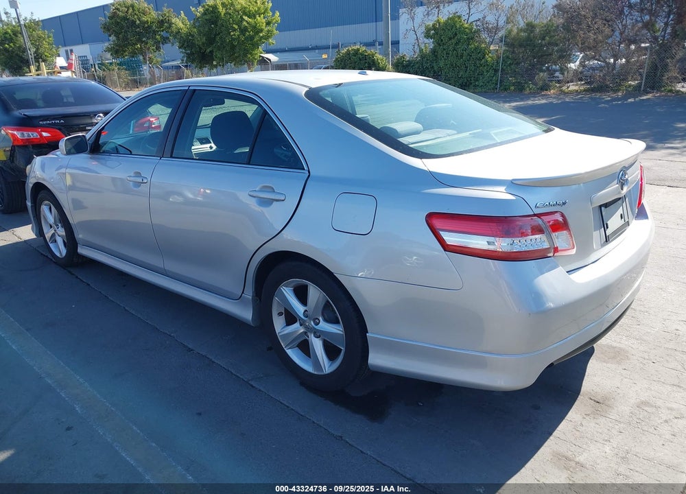 2011 TOYOTA CAMRY SE VIN: 4T1BF3EKXBU663781