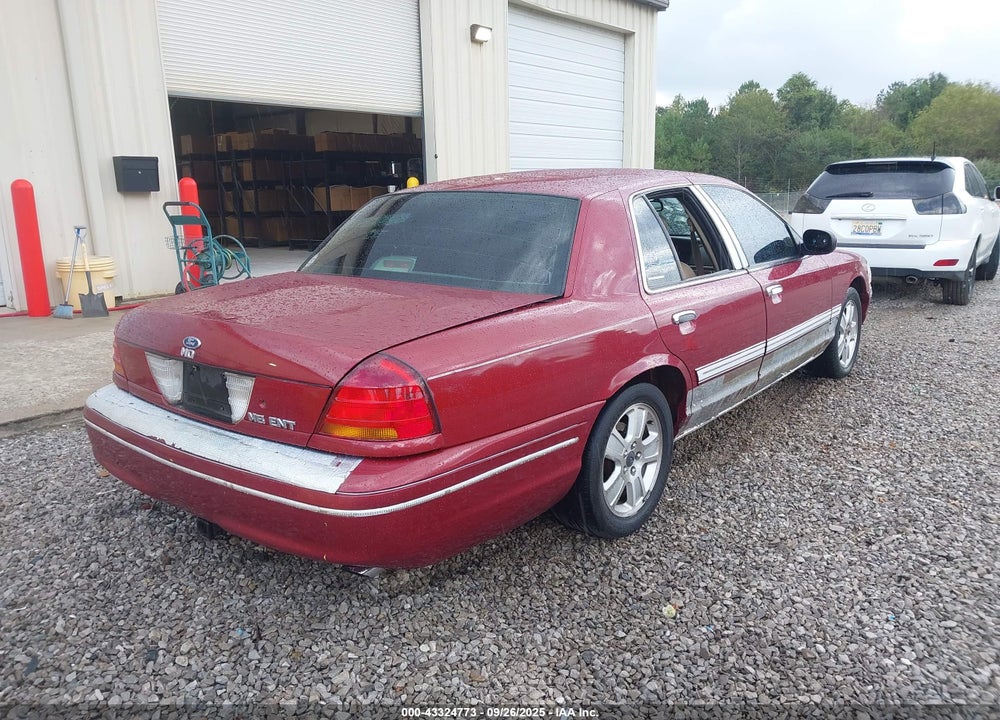 2003 FORD CROWN VICTORIA LX VIN: 2FAHP74W53X157086