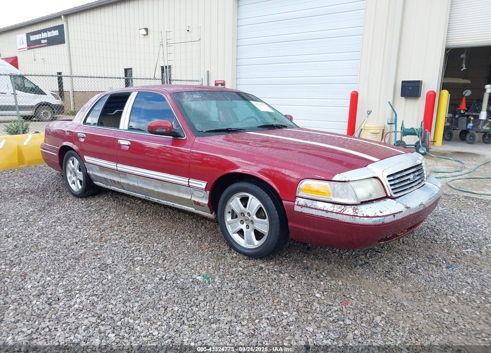 2003 FORD CROWN VICTORIA LX VIN: 2FAHP74W53X157086