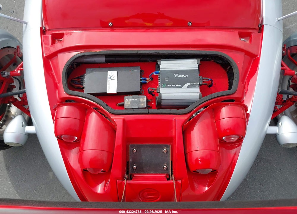 2011 CAMPAGNA V13R VIN: 2C9T12V24B2145019