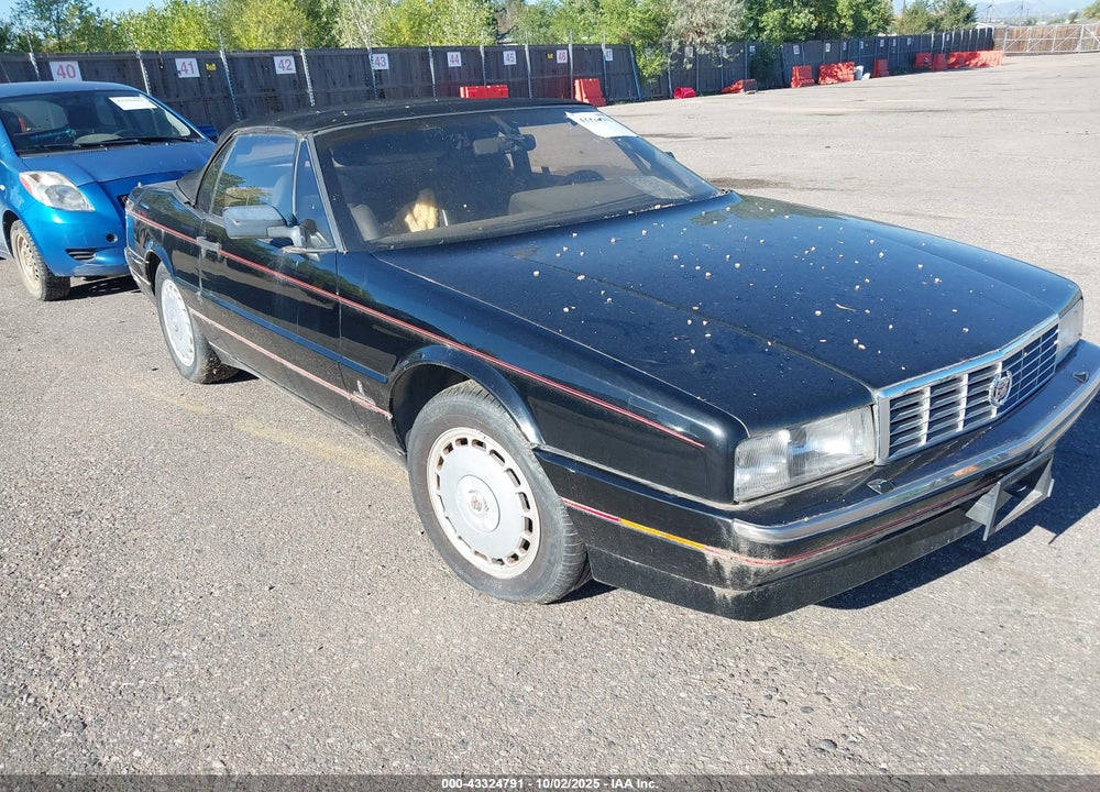 1990 CADILLAC ALLANTE CV/HT VIN: 1G6VR3389LU100256