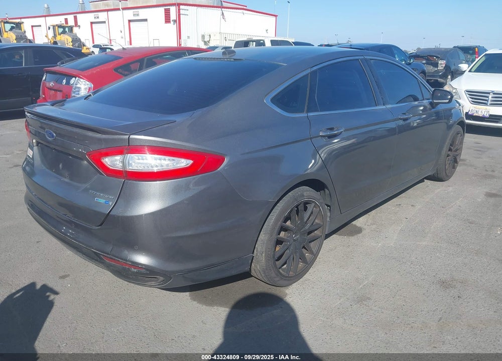 2013 FORD FUSION VIN: 3FA6P0D98DR211666