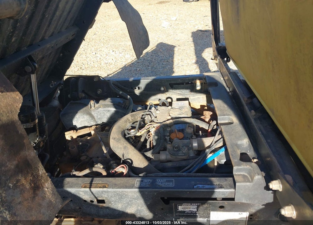 2012 JOHN DEERE 855D UTV VIN: 1M0855DSHBM041781