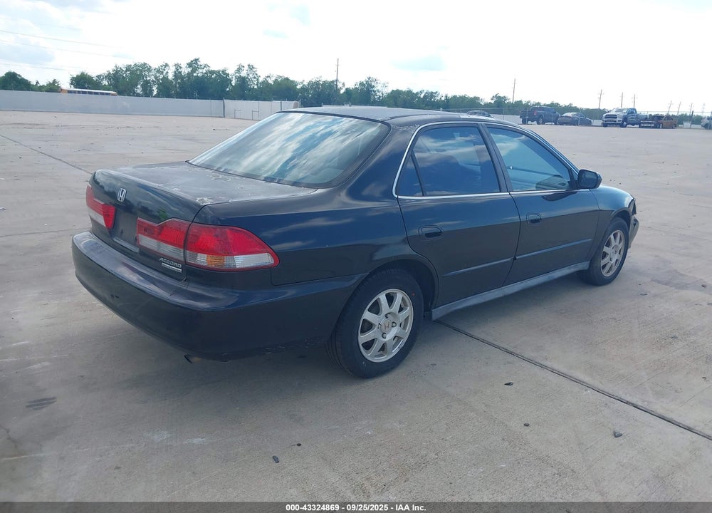 2002 HONDA ACCORD 2.3 EX/2.3 SE VIN: JHMCG668X2C029420