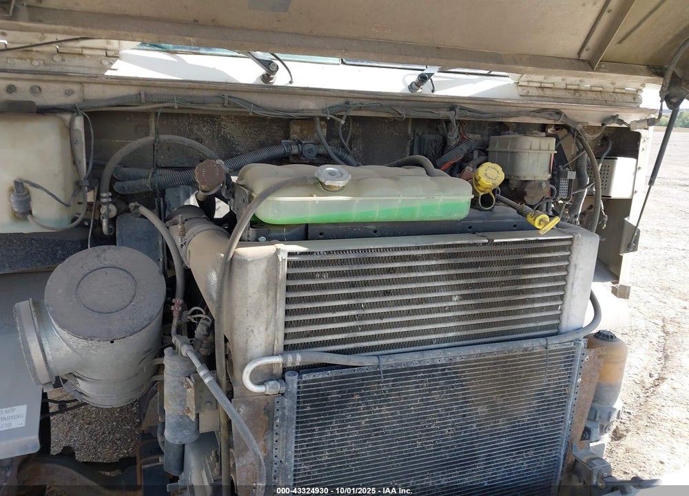 2007 FREIGHTLINER CHASSIS M LINE WALK-IN VAN VIN: 4UZAANBW67CY11905