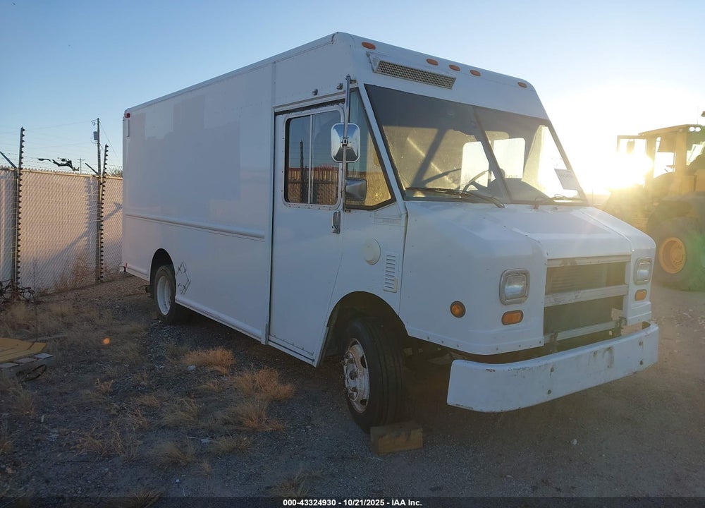 2007 FREIGHTLINER CHASSIS M LINE WALK-IN VAN VIN: 4UZAANBW67CY11905