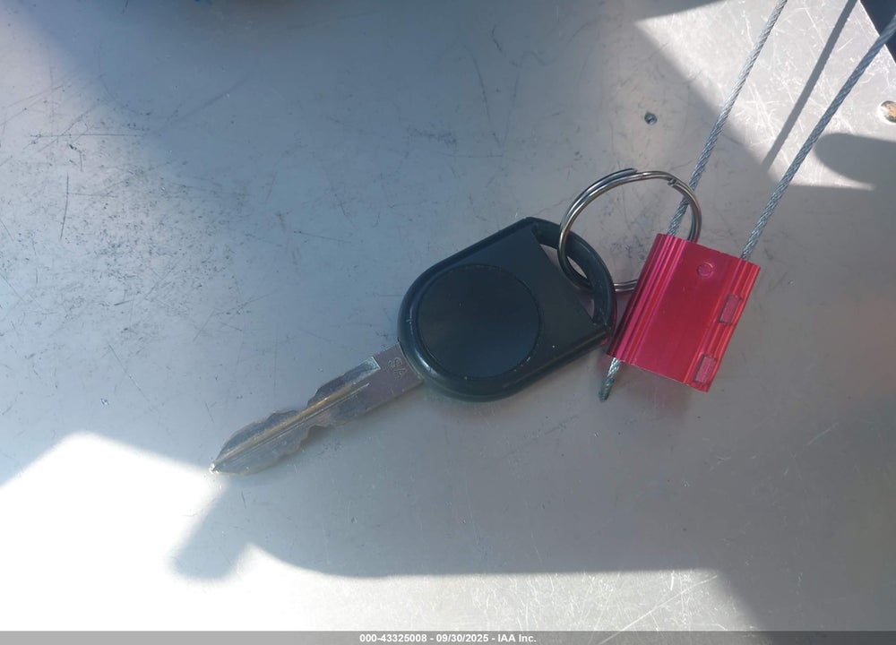 2008 FORD FOCUS S/SE VIN: 1FAHP34N88W270694