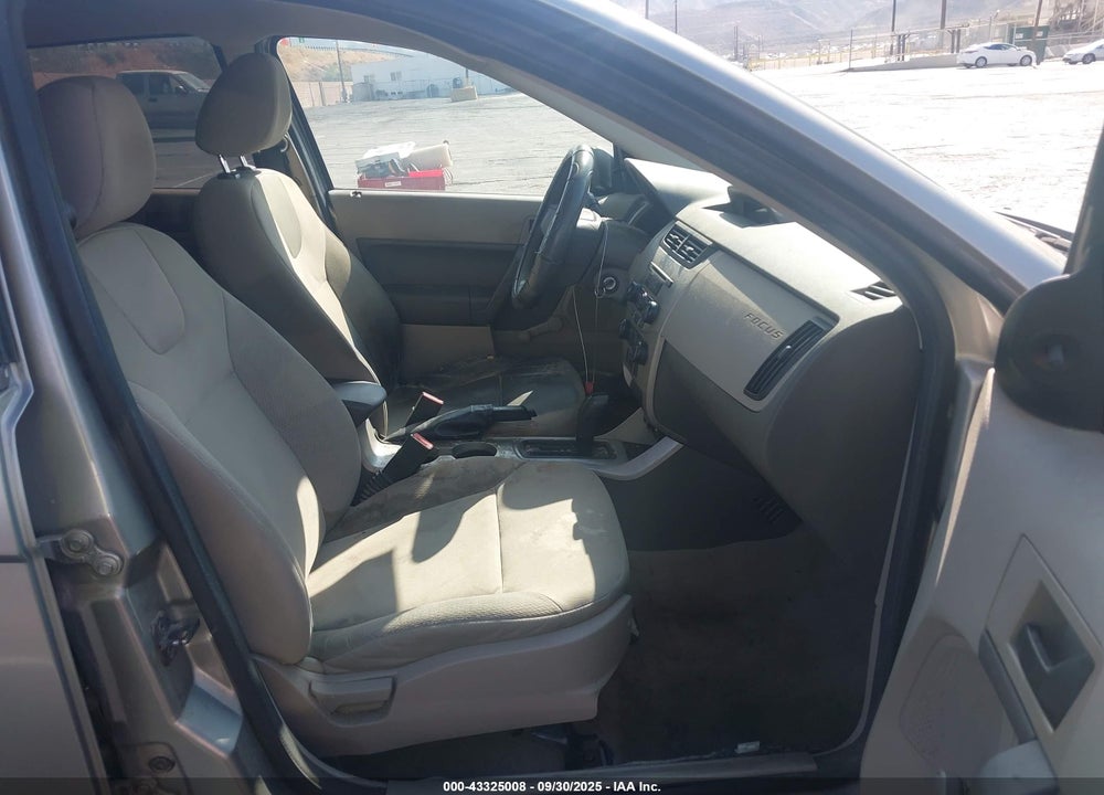 2008 FORD FOCUS S/SE VIN: 1FAHP34N88W270694