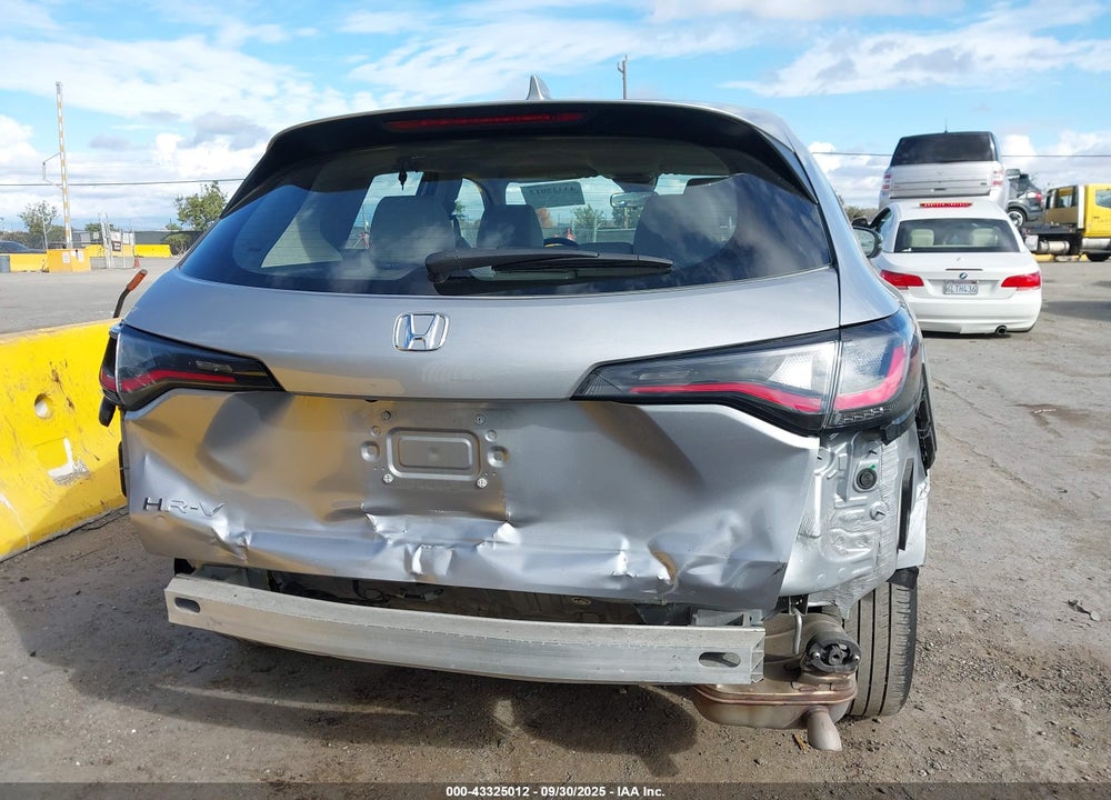 2023 HONDA HR-V VIN: 3CZRZ1H38PM738874