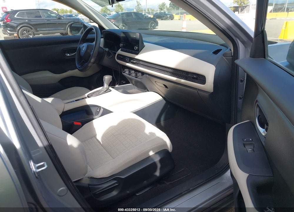 2023 HONDA HR-V VIN: 3CZRZ1H38PM738874