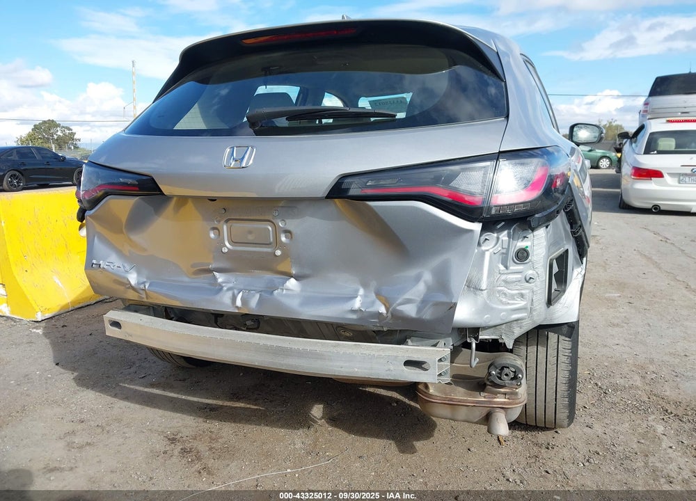 2023 HONDA HR-V VIN: 3CZRZ1H38PM738874
