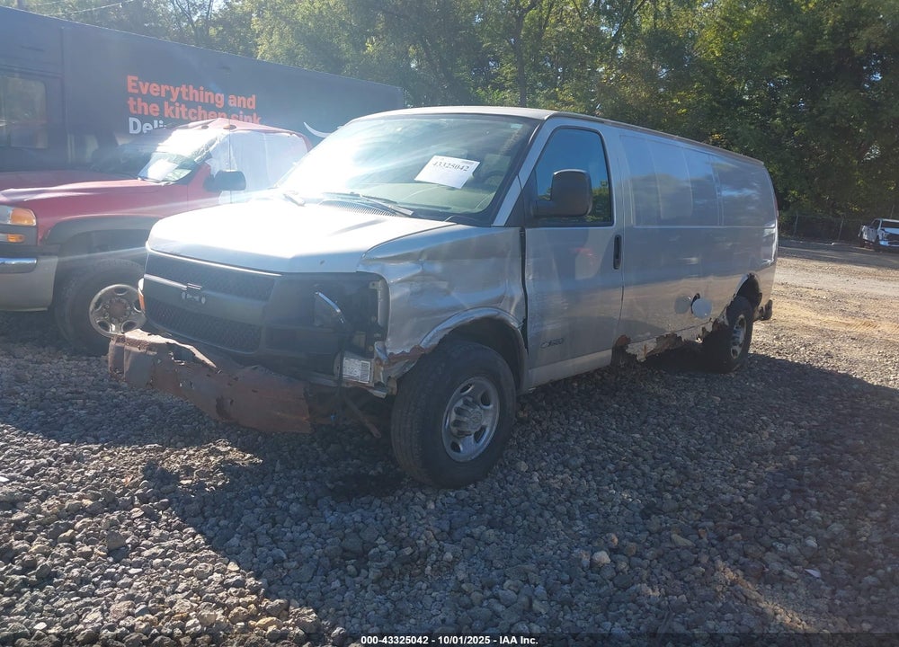 2006 CHEVROLET EXPRESS WORK VAN VIN: 1GCHG39U261117880