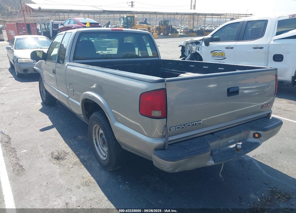 2001 GMC SONOMA SLS VIN: 1GTCS19W518244718