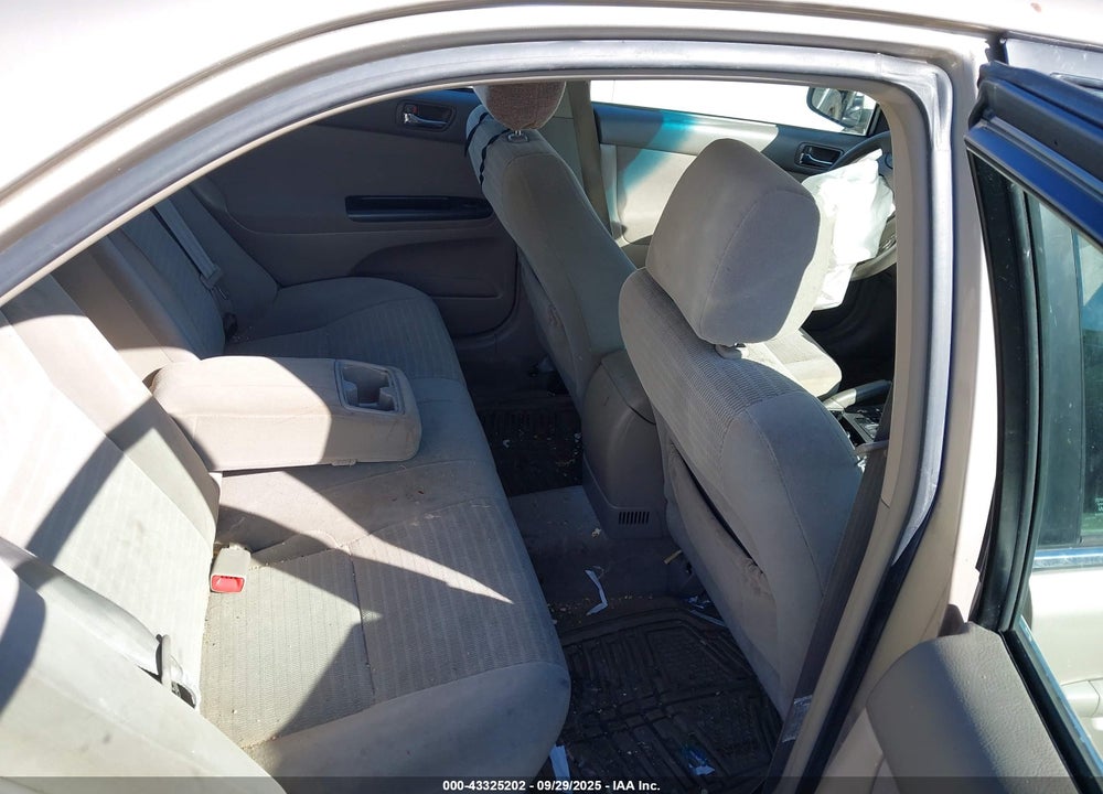 2005 TOYOTA CAMRY LE VIN: 4T1BE32K65U426409