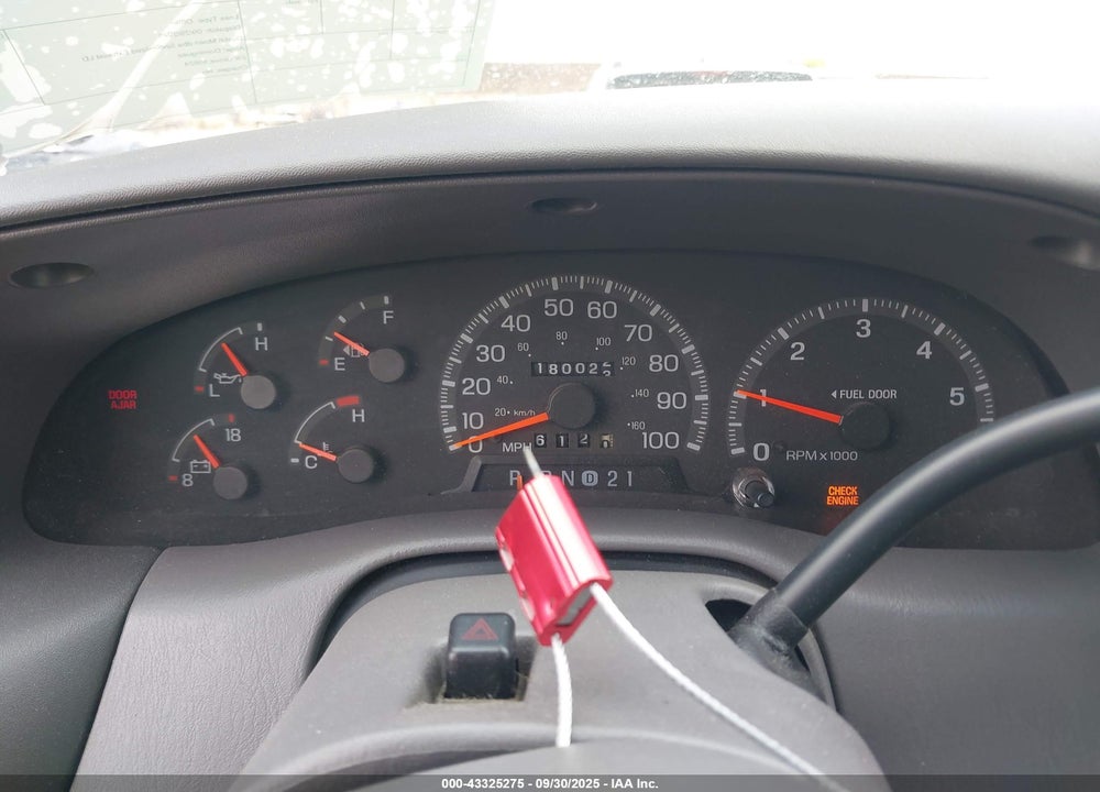 1998 FORD EXPEDITION EDDIE BAUER/XLT VIN: 1FMPU18LXWLB92425