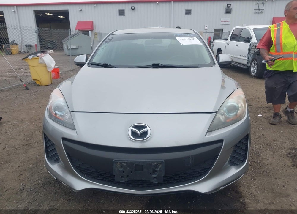 2013 MAZDA 3 VIN: JM1BL1UP5D1735666