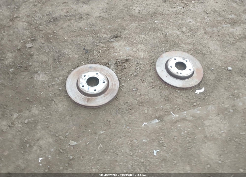 2013 MAZDA 3 VIN: JM1BL1UP5D1735666