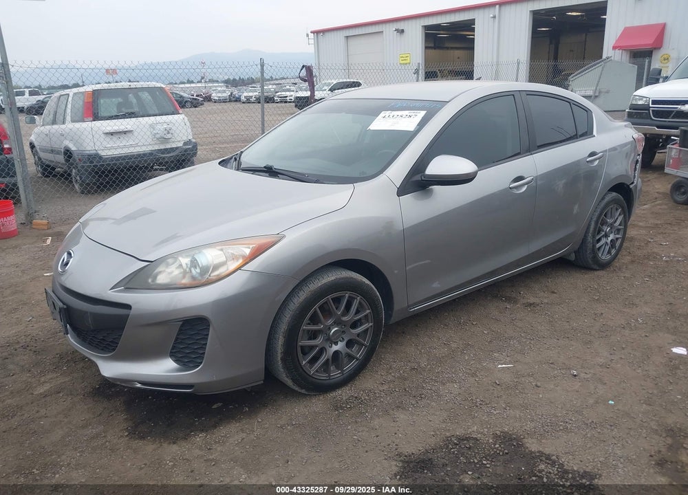 2013 MAZDA 3 VIN: JM1BL1UP5D1735666
