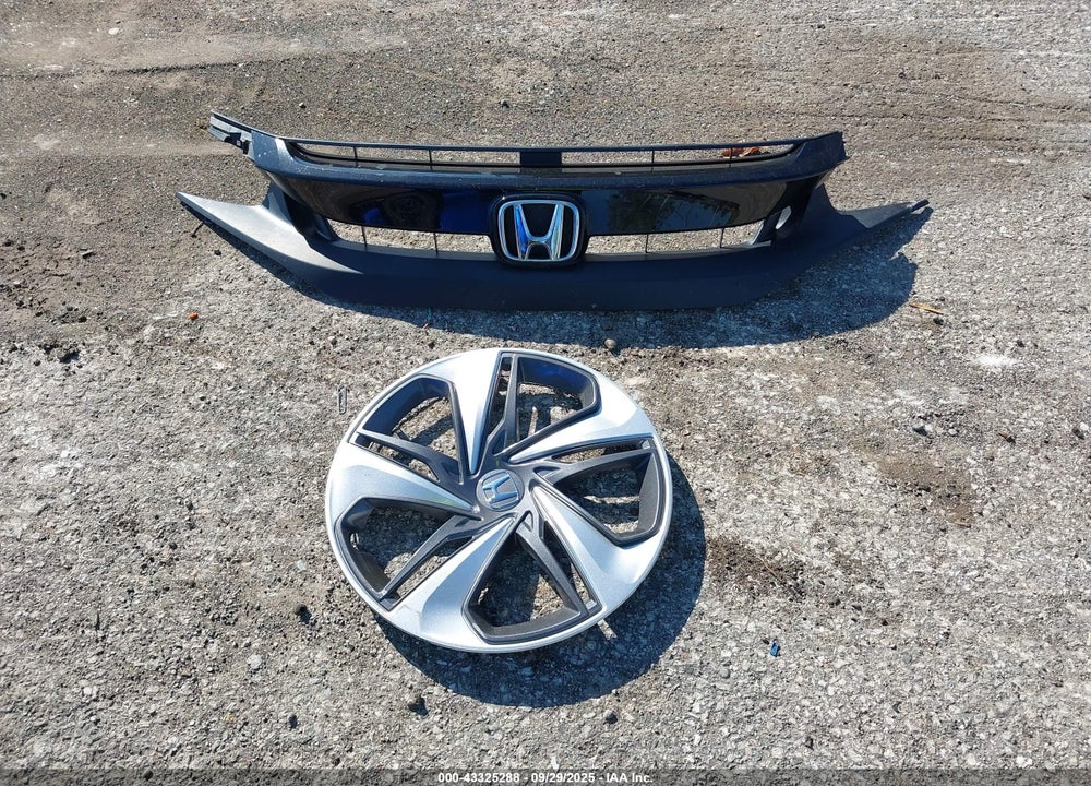 2019 HONDA CIVIC VIN: 2HGFC2F6XKH585825