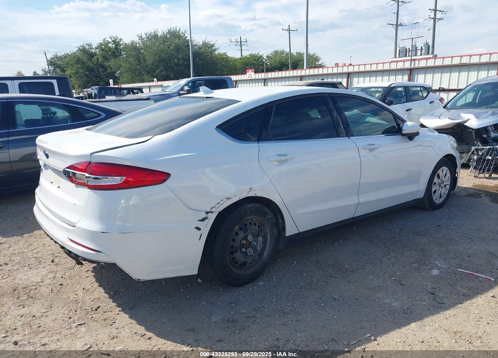 2020 FORD FUSION VIN: 3FA6P0G70LR180759