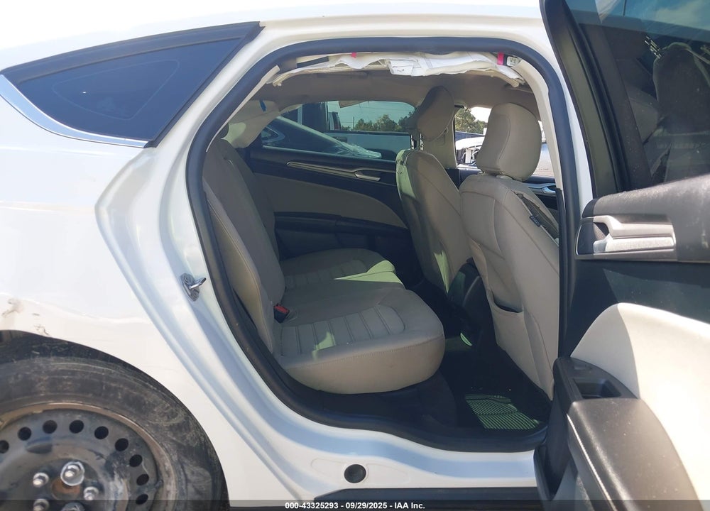 2020 FORD FUSION VIN: 3FA6P0G70LR180759