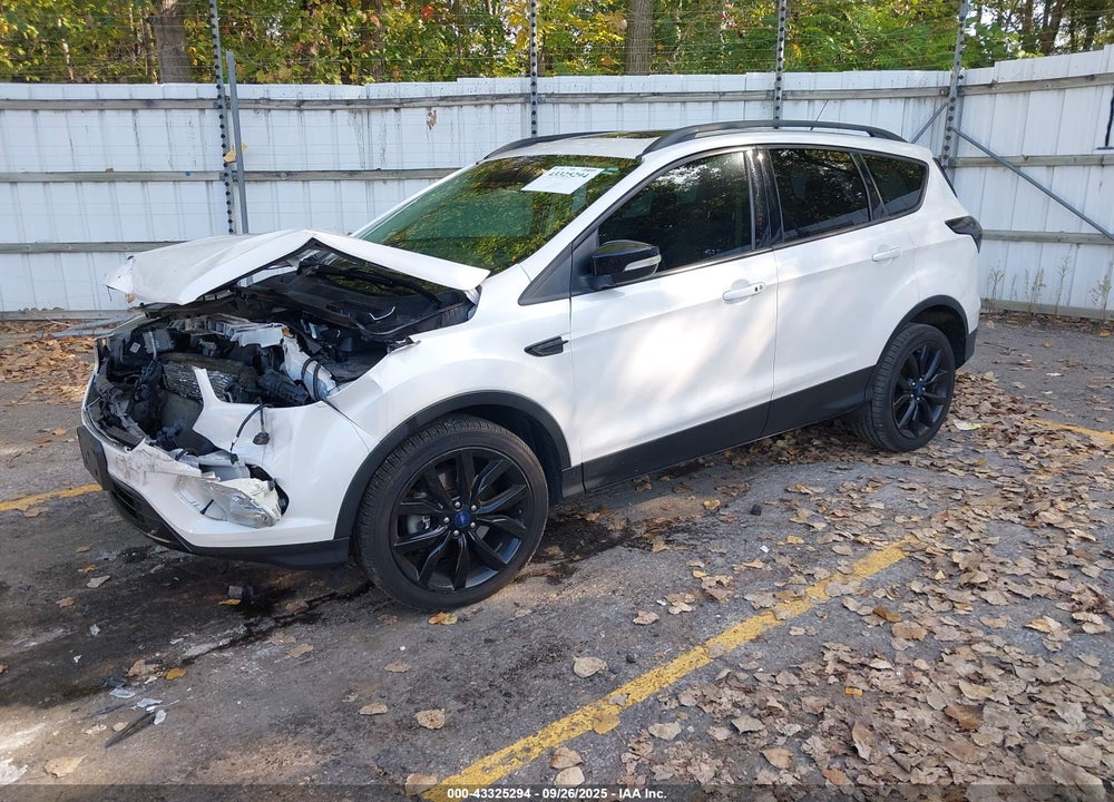 2017 FORD ESCAPE VIN: 1FMCU9J95HUB70549