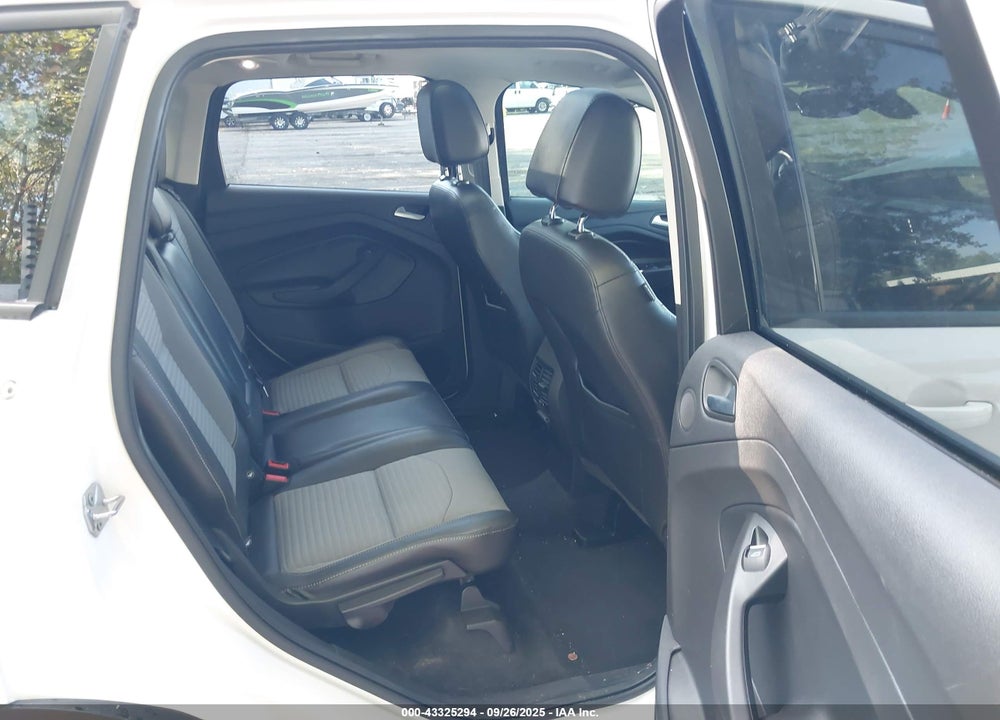 2017 FORD ESCAPE VIN: 1FMCU9J95HUB70549